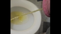 OSOFROZE teen stud pees in toilet Thumb