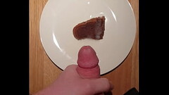 Dry cake needs some homemade cream Thumb