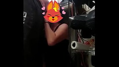 Me Vengo Cuando Llega Un Cliente Al Trabajo , Madura Casada Mamando Debajo Del Mostrador Thumb