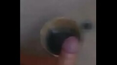 Me la jalo mientras me ba&ntilde_o Thumb