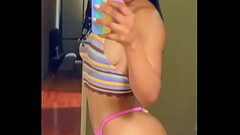 Zim girl showing her butt Thumb