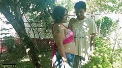 Indian hot milf Bhabhi outdoor sex! Hot pussyfucking sex with hindi audio Thumb