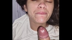 Gozando na boca da novinha Thumb