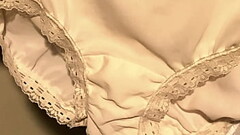 Mom'_s panties Thumb