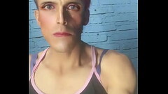 mi cola est&aacute_ muy caliente arde  muy sabroso pero ya no puedo m&aacute_s tengo 10 horas as&iac Thumb