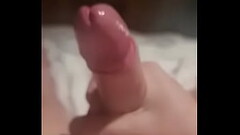 Pink dick Rola rosa Pau grande e lindo masturba e goza na c&acirc_mera escondido da esposa no banhei Thumb