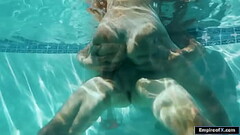 A guy licks and fucks teen in the pool Thumb