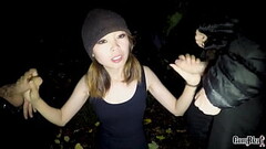 Asian teen quickly finish up her public blowbang before curfew Thumb