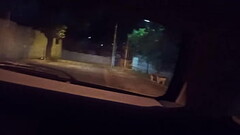 Mostrando o pau duro dentro do carro na rua 2 Thumb