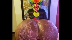 Victoria Cakes give Gibby The Clown a great birthday present Thumb