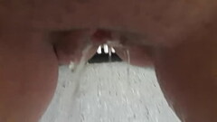 Heimlich an der Arbeit pissen Thumb