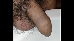 Jugando con mi prepucio cuando meo y jalandome laverga Thumb