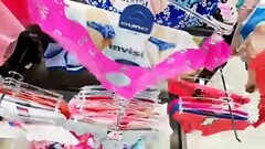 Sono qui per farti vedere come mi piace comprare mutandine e riempirle di squirting Thumb