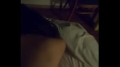 Ahora de perrito moviendole todo el culazo, el men no pudo con ella, alguna chica se anima a hacer v Thumb