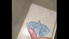Estallo de placer en la ducha Thumb