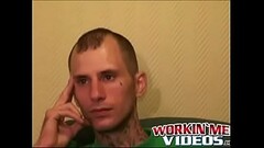 Inked amateur plays with his dick and comes on his stomach Thumb