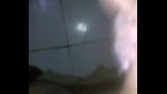 Me masturb&oacute_ mientras hablo con mi crush Thumb