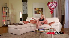 Big tits of Donna Bell &amp_ Chessie Kay splashed with cum on Valentine'_s Day GP492 Thumb