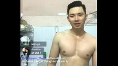 Trai đẹp tắm Thumb