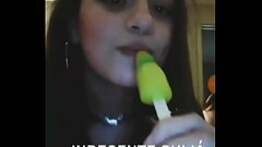 joven de 18 a&ntilde_os se la chupa al helado5765 Thumb