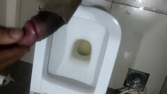 Horny indian gay boy masturbating in office toilet in Bangalore Thumb