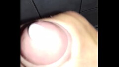 Tocando uma e gozando Thumb