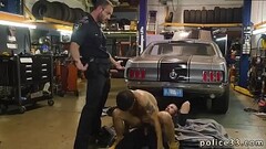 Chubby men black gay Get plumbed by the police Thumb