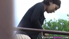 Teen gets filmed upskirt Thumb