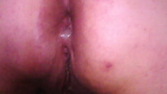 le llenan el culo de leche a mi mujer Thumb