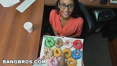 BANGBROS - How to sexually your secretary (Arianna Knight) properly Thumb
