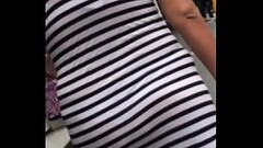 transparencia de tanga cachetero de madura milf Thumb