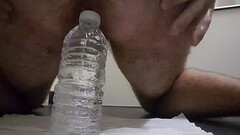 Bouteille dans le cul 2 Thumb