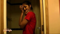 Super Hot Indian Babe Divya In Shower - Indian Porn Thumb