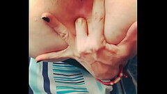 Mi perrita se mete dedo en el culito Thumb
