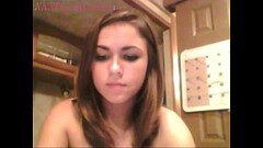 Brunette masturbates - and orgasms- on cam for her boyfriend Thumb
